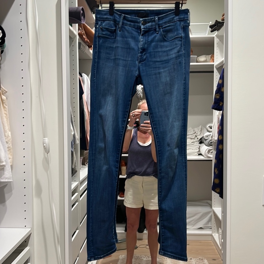 Mother Denim The Looker jeans in Dreamy.  Size 27